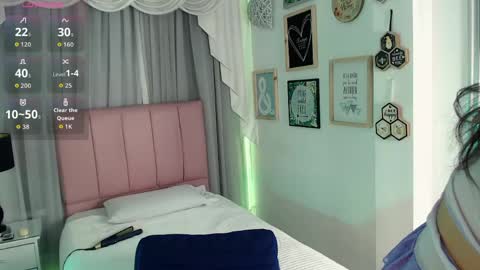 Isabelle Daza online show from March 28, 12:18 pm