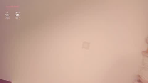 Snapshot of isabelsexysmile_ chatting on October 25, 10:38 pm Isabel M online show from October 25, 10:38 pm