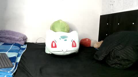 Issabel online show from December 6, 9:18 pm