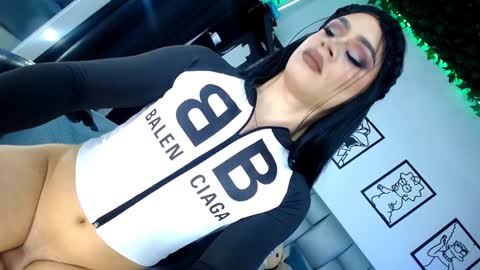 Snapshot of ivan_standford chatting on January 4, 10:25 pm y online show from January 4, 10:25 pm