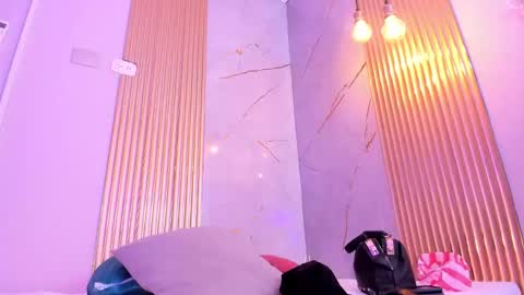 Ivon online show from November 12, 12:26 pm