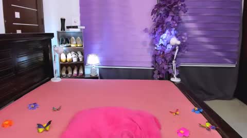 ivory_chanel online show from October 6, 4:18 pm