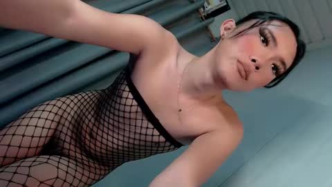 Juju online show from April 18, 7:07 pm