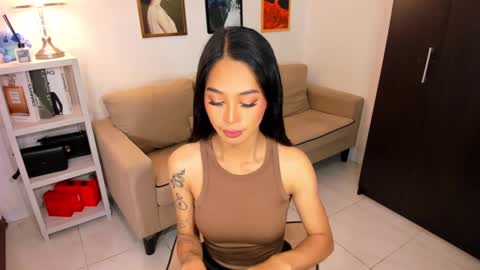 Snapshot of ivorycollins chatting on February 3, 12:36 am kirstenelsie online show from February 3, 12:36 am