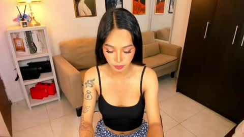 Snapshot of ivorycollins chatting on February 5, 1:26 am kirstenelsie online show from February 5, 1:26 am