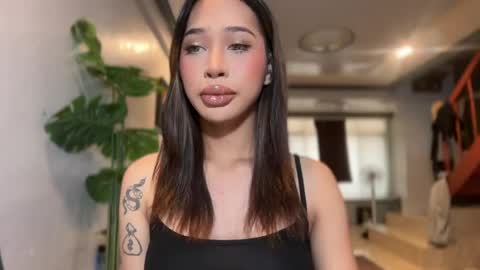 kirstenelsie online show from March 2, 1:22 am