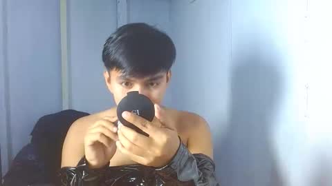 Snapshot of iya143 chatting on October 13, 11:22 am iya143 online show from October 13, 11:22 am