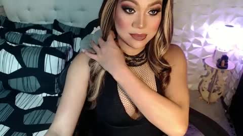 Jacque online show from March 1, 8:10 pm