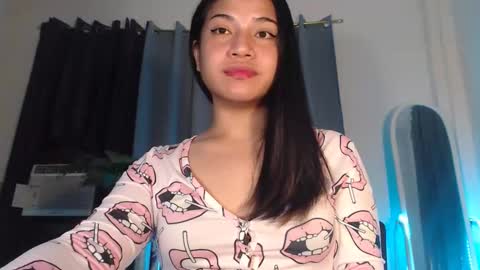 JASMINE online show from February 10, 5:53 pm