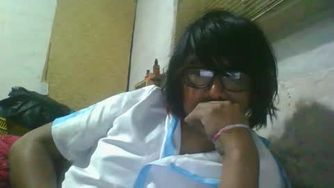 jazzielw online show from November 22, 8:27 am