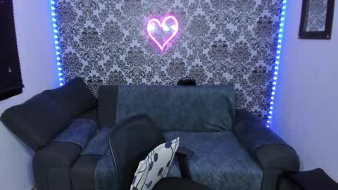 . Julianita y Valery . online show from October 22, 2:57 am