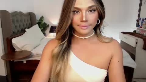Snapshot of jesie_hot69 chatting on January 3, 12:19 pm jesie_hot69 online show from January 3, 12:19 pm