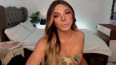 Snapshot of jesie_hot69 chatting on January 10, 3:50 am jesie_hot69 online show from January 10, 3:50 am