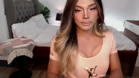 Snapshot of jesie_hot69 chatting on January 18, 6:31 am jesie_hot69 online show from January 18, 6:31 am