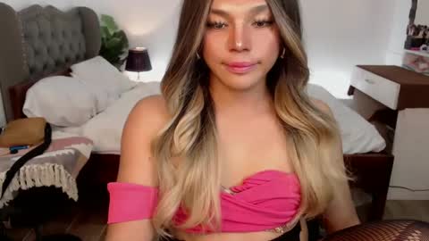 Snapshot of jesie_hot69 chatting on January 30, 1:31 pm jesie_hot69 online show from January 30, 1:31 pm