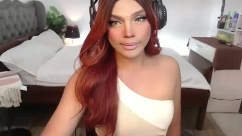 Snapshot of jesie_hot69 chatting on February 23, 12:27 pm jesie_hot69 online show from February 23, 12:27 pm