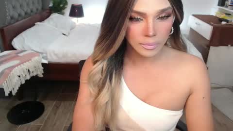 Snapshot of jesie_hot69 chatting on March 12, 12:47 pm jesie_hot69 online show from March 12, 12:47 pm