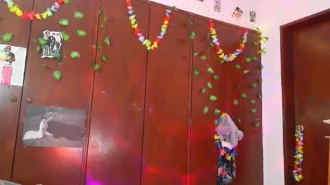 Jessica online show from February 4, 3:50 pm