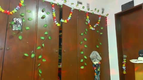 Jessica online show from April 14, 7:30 pm