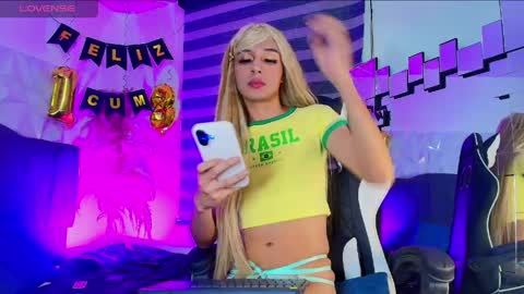 jessica_tan online show from April 3, 8:34 am