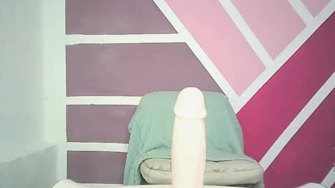 Ale online show from May 31, 11:28 pm