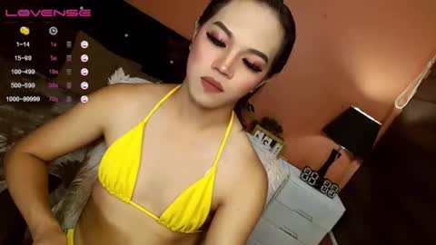 JHENA online show from November 25, 5:53 am