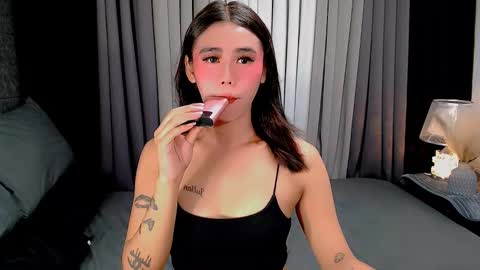 julie online show from October 7, 3:18 am