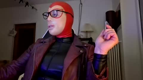 The sweetest toy online show from November 13, 9:44 pm