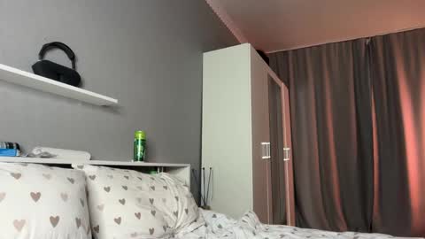 Julia -  online show from April 10, 4:13 pm