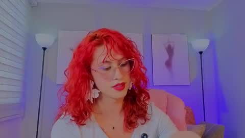 Juliana online show from February 9, 10:27 pm