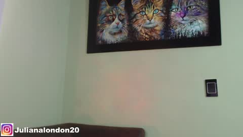   online show from April 13, 6:39 am