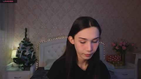 Snapshot of kaiasunshine chatting on December 29, 3:24 pm Kaia Monday Thursday FridaySaturdaySunday online show from December 29, 3:24 pm