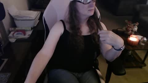 Snapshot of kait331 chatting on September 30, 1:16 am Camprincess331 online show from September 30, 1:16 am