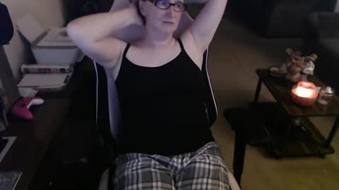 Snapshot of kait331 chatting on October 6, 2:44 am Camprincess331 online show from October 6, 2:44 am