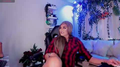  karol  online show from November 14, 2:14 pm