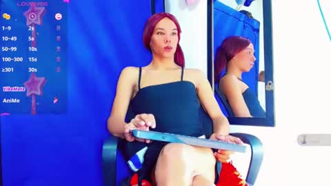 Snapshot of karoll_scoott chatting on December 16, 8:48 pm karol online show from December 16, 8:48 pm