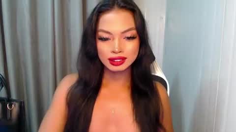 IVY JANE online show from April 8, 5:53 am