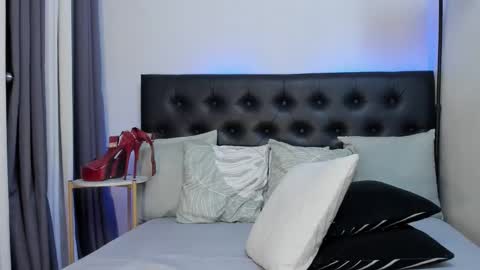 katetelmo  - Insta online show from November 8, 7:25 pm