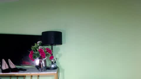 katrinetrixie online show from July 5, 6:53 am