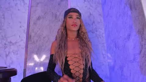 Keila  online show from November 12, 2:27 pm