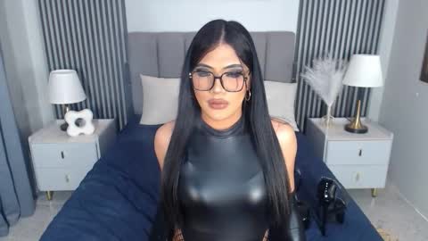 kelsie_silva online show from November 6, 9:37 pm