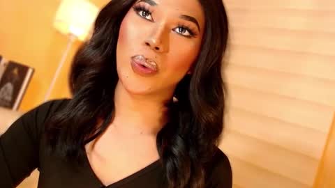 Ebony online show from November 28, 7:48 pm