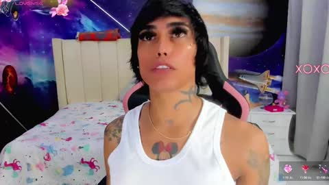 Snapshot of kilye_nellaa chatting on September 18, 12:16 am kylie anthonella online show from September 18, 12:16 am