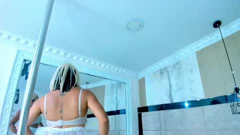 Kim cossey online show from April 15, 3:12 am