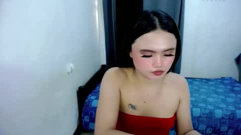 kim ejara online show from April 18, 2:13 am