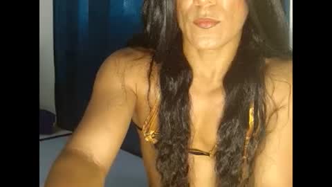 Snapshot of kingculonpollon chatting on December 10, 8:27 pm luisa queen online show from December 10, 8:27 pm