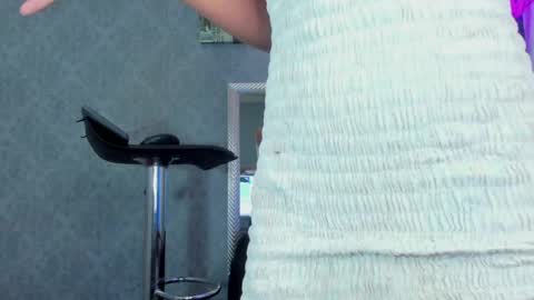 Kendall Saray   online show from April 19, 6:14 am