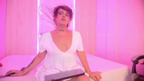 kristy_xxx1 online show from March 30, 7:04 pm