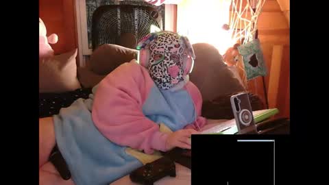 Patches online show from January 18, 7:27 am