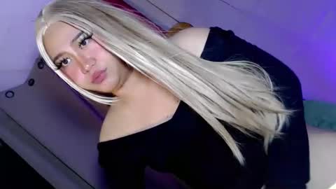 Snapshot of kyla_andrea chatting on September 17, 7:30 pm kyla online show from September 17, 7:30 pm